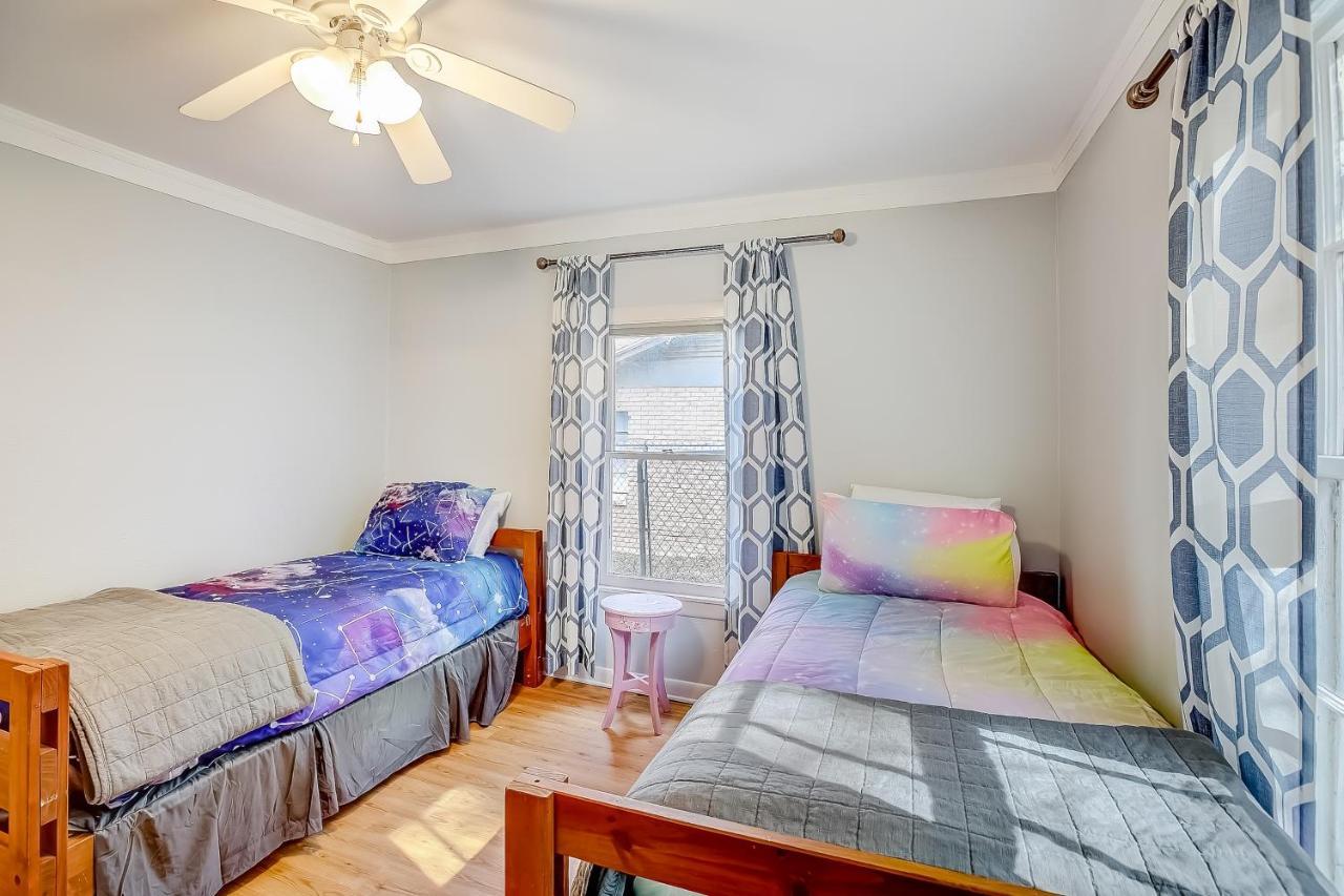 Lakeview Lodge Spicewood Екстериор снимка