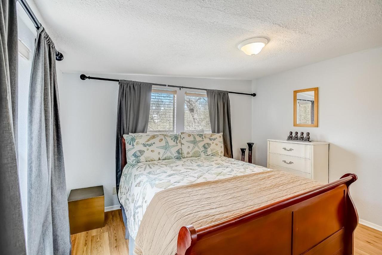 Lakeview Lodge Spicewood Екстериор снимка