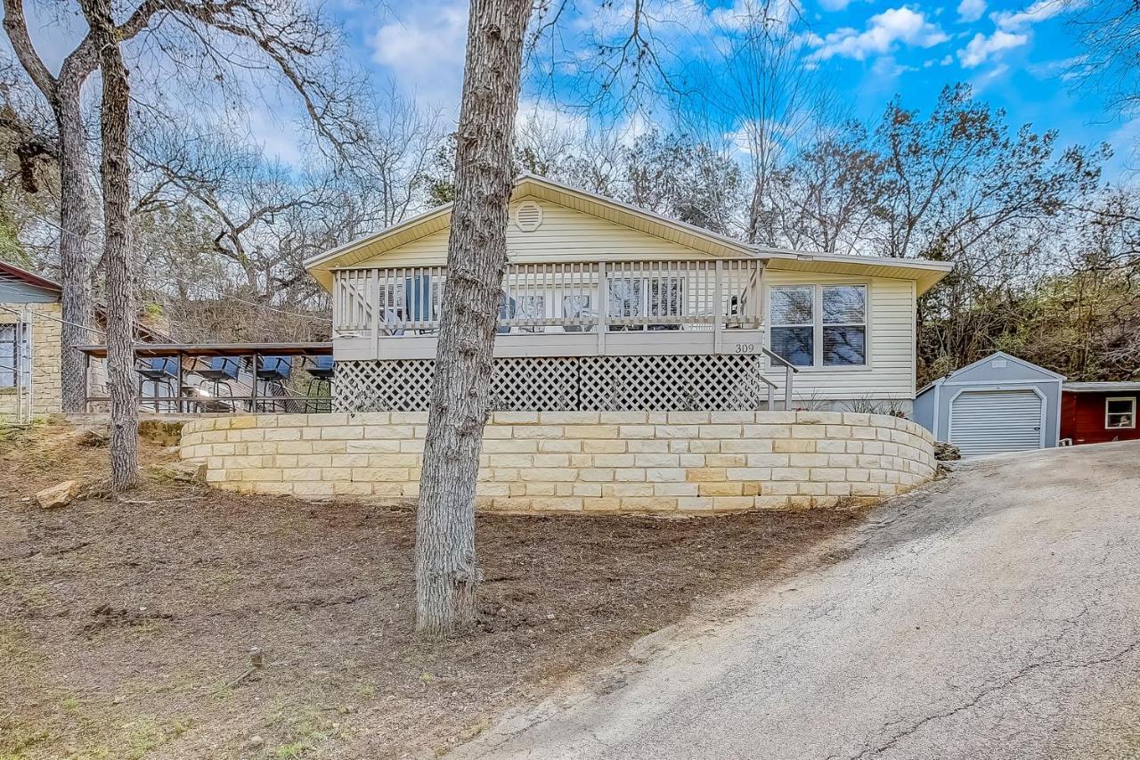 Lakeview Lodge Spicewood Екстериор снимка